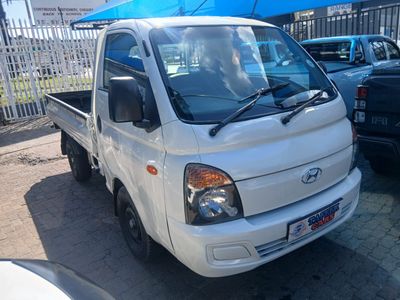 2015 Hyundai H100 Bakkie 2.6D Dropside