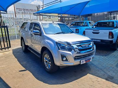 2015 Isuzu KB 300 D-Teq LX Auto Extended Cab