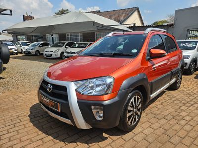 2017 Toyota Etios Cross 1.5 XS 5-dr
