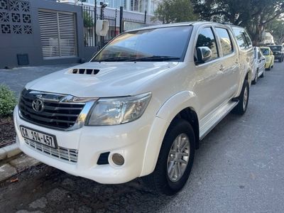 2015 Toyota Hilux 3.0 D-4D - MANUAL - DOUBLE CAB