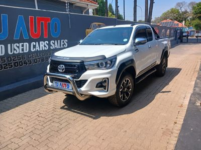 2020 Toyota Hilux 2.8gd6 Raised body Legend50 Extra cab Manual 4x2