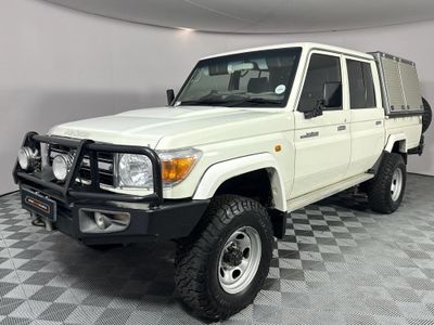 2013 Toyota Land Cruiser 79 4.2 D Double-Cab