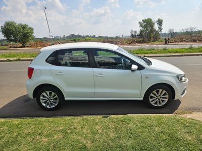 2024 Volkswagen Polo Vivo 1.6 Comfortline Auto 5-dr