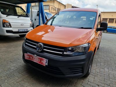 2017 Volkswagen Caddy 4 CrewBus 1.6i 7-seat