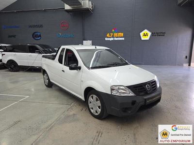 2015 Nissan NP200 1.6 A/C Safety Pack