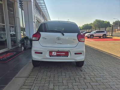 2025 Toyota Vitz 1.0 XR AMT