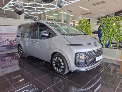 2026 Hyundai Staria 2.2d Luxury Auto