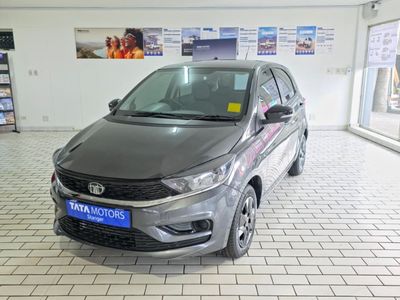 2026 TATA Tiago 1.2 XT Auto