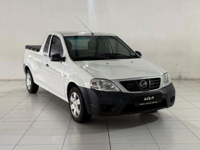 2024 Nissan NP200 1.6 A/C Safety Pack