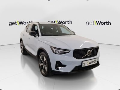 2024 Volvo XC40 B3 Plus Dark Geartronic Mild-Hybrid