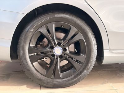 2017 Mercedes-Benz C-Class C 180 Avantgarde Auto
