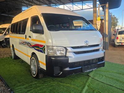 2017 Toyota Quantum HAISE 16 SEATER