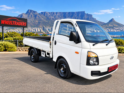 2016 Hyundai H100 Bakkie 2.6D Dropside