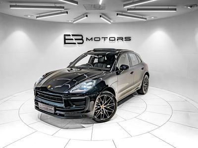 2022 Porsche Macan MACAN