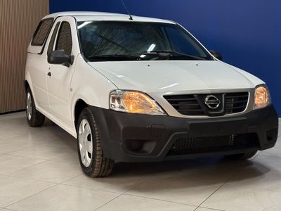 2023 Nissan NP200 1.6 A/C Safety Pack