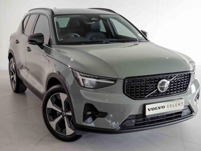 2023 Volvo XC40 B4 Plus Dark Geartronic Mild-Hybrid