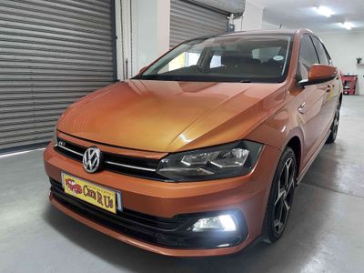 2019 Volkswagen Polo R-LINE COMFORTLINE PACKAGE