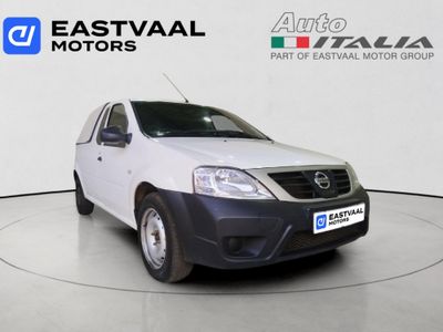 2022 Nissan NP200 1.6 A/C Safety Pack