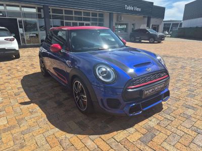 2018 MINI Hatch JCW