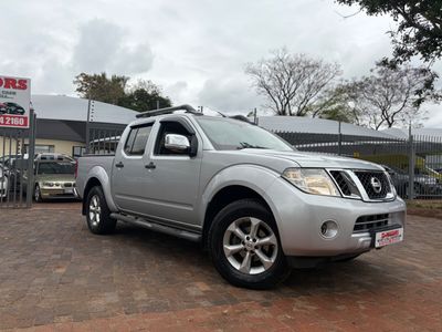 2015 Nissan Navara 2.5 dCi LE 4x4 Auto Double-Cab