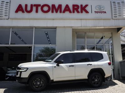 2023 Toyota Land Cruiser 300 V6 3.5 T GR-S
