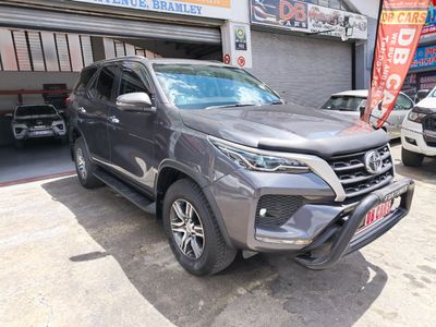 2022 Toyota Fortuner 2.4 GD-6 Raised Body