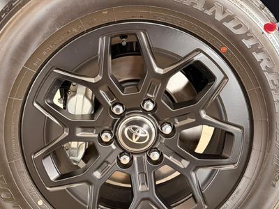 2026 Toyota Hilux 2.8 GD-6 RB Legend Auto Double-Cab (Mhev)