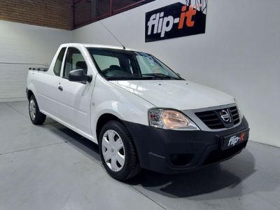 2021 Nissan NP200 1.6 A/C Safety Pack