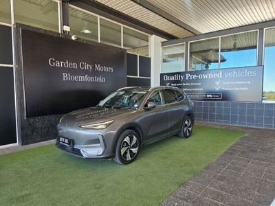 2026 Geely E5 Apex