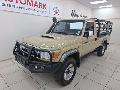 2015 Toyota Land Cruiser 79 4.5D V8 Single-Cab