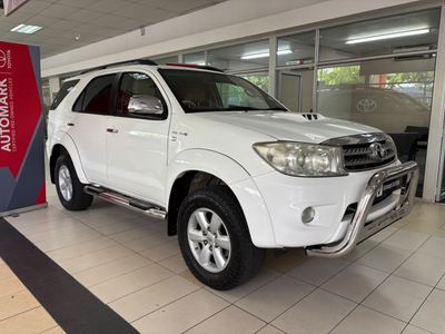 2011 Toyota Fortuner 3.0 D-4D Raised Body Manual