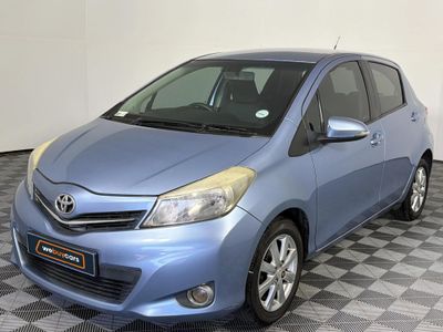 2013 Toyota Yaris 1.3 XS Auto 5-dr
