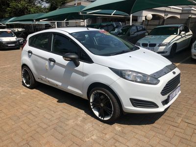 2015 Ford Fiesta 1.6i Ambiente 5-dr