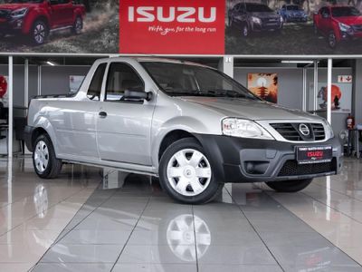 2024 Nissan NP200 1.6 A/C Safety Pack