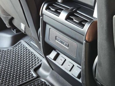 2021 Land Rover Defender 110 D300 SE X-Dynamic (221kW)