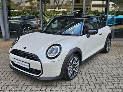 2026 MINI Hatch Cooper Auto