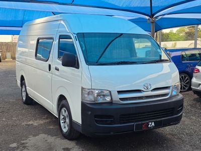 2010 Toyota Quantum 2.7 LWB Panel Van