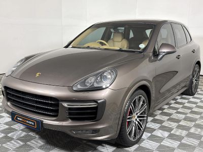 2015 Porsche Cayenne GTS Auto