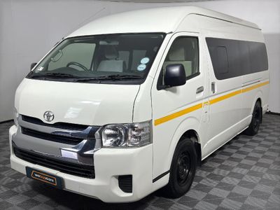2023 Toyota Quantum 2.5 D-4D 14-seat