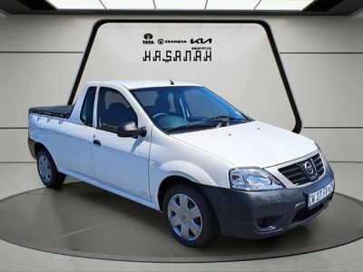 2022 Nissan NP200 1.6 A/C Safety Pack