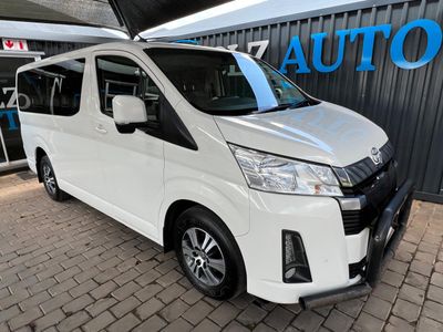 2025 Toyota Quantum 2.8 GL 11-seat