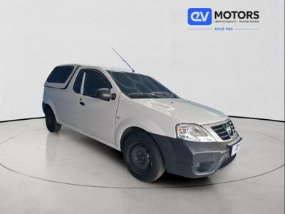 2022 Nissan NP200 1.6 A/C Safety Pack