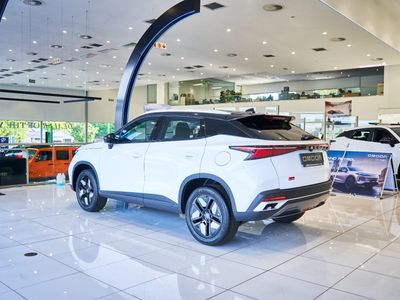 2026 Omoda C5 1.5T SHS DHT Auto