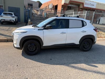 2025 Nissan Magnite Move 1.0 Visia F/C P/V