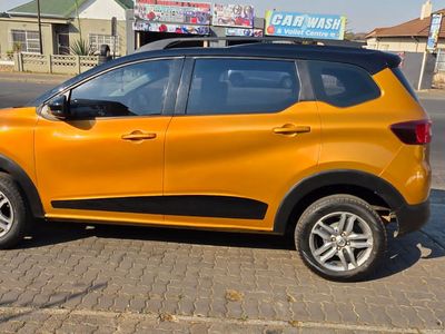 2023 Renault Triber 1.0 Dynamique ,Manual