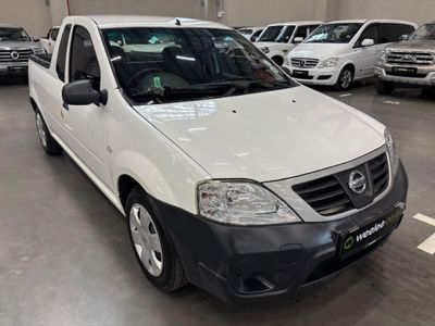 2019 Nissan NP200 1.6 A/C Safety Pack