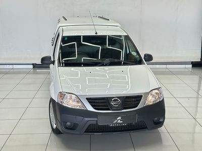 2023 Nissan NP200 1.6 A/C Safety Pack