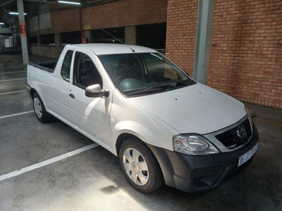 2014 Nissan NP200 1.6