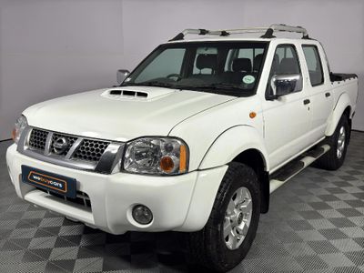 2015 Nissan NP300 2.5 TDi Hi-Rider Double-Cab