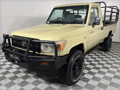 2012 Toyota Land Cruiser 79 4.2 D Single-Cab